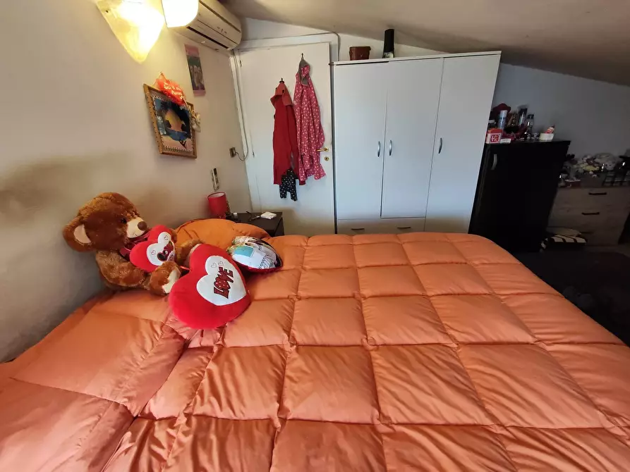 Immagine 9 di Trilocale in vendita  in Via Daniele Manin 3 a Guidonia Montecelio