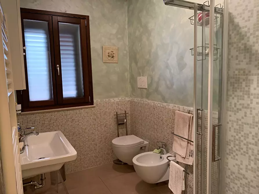 Immagine 12 di Casa trifamiliare in affitto  in Via Napoli a Ascoli Piceno