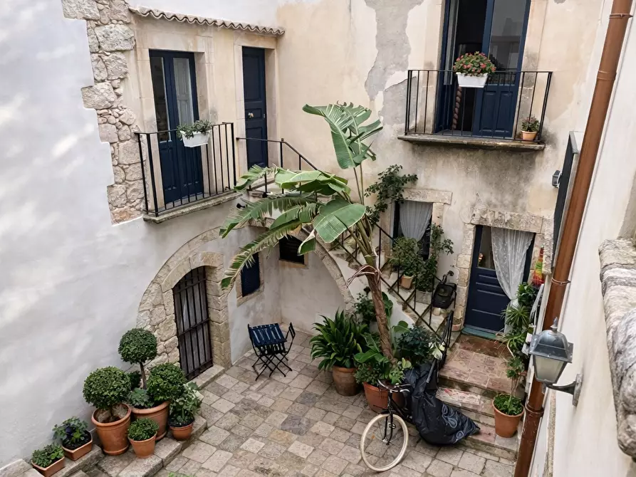 Immagine 1 di Appartamento in affitto  in Via Nizza 34 a Siracusa