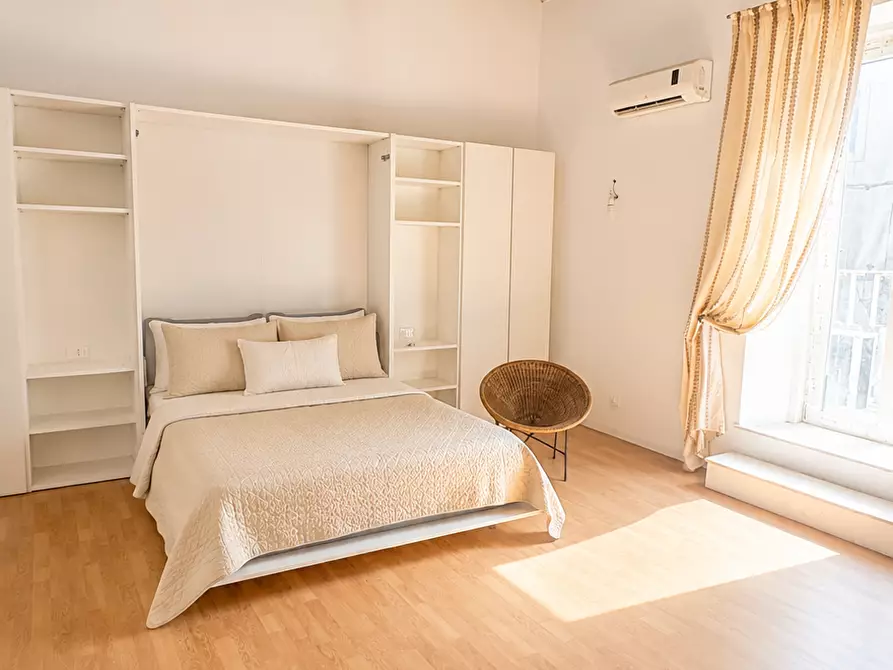 Immagine 11 di Monolocale in vendita  in Via Vittorio Veneto 155 a Siracusa