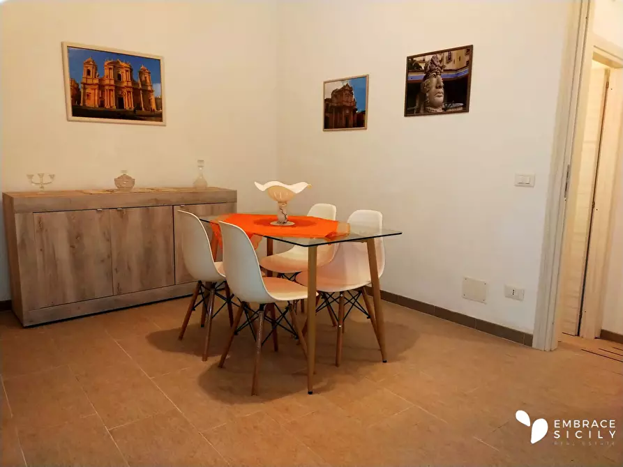 Immagine 6 di Appartamento in vendita  a Noto