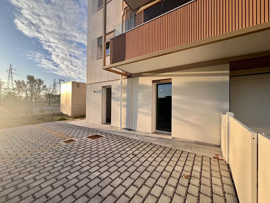 Immagine 42 di Trilocale in vendita  in via dei tulippani a Cervia