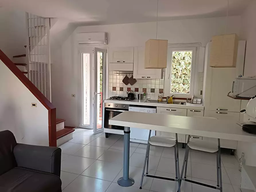 Immagine 75 di Villetta a schiera in vendita  in VIA ADONE 9 a Palermo