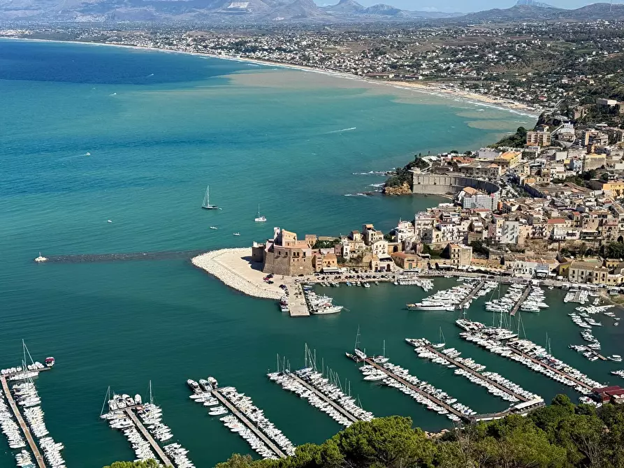 Immagine 26 di Villetta a schiera in vendita  a Castellammare Del Golfo