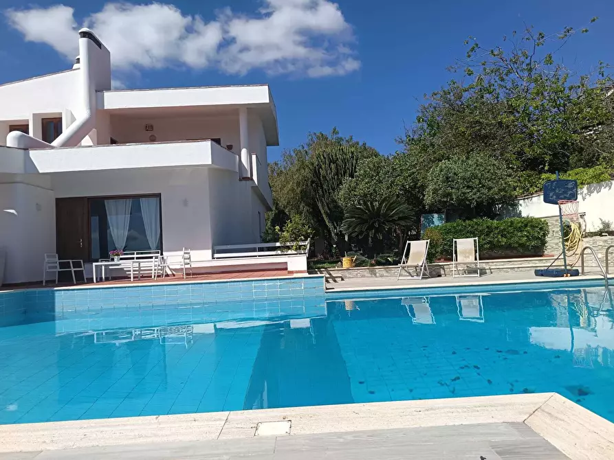 Immagine 35 di Villa in vendita  a Altavilla Milicia