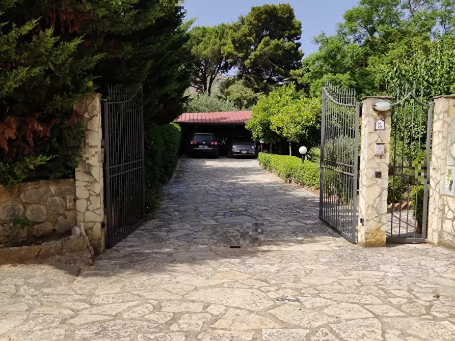Immagine 2 di Villa in vendita  a Castellammare Del Golfo
