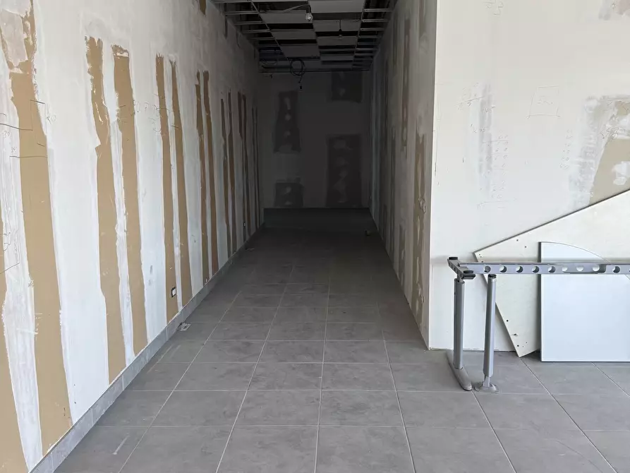 Immagine 7 di Ufficio in affitto  in Via Maestri del Lavoro a Sant'angelo Lodigiano