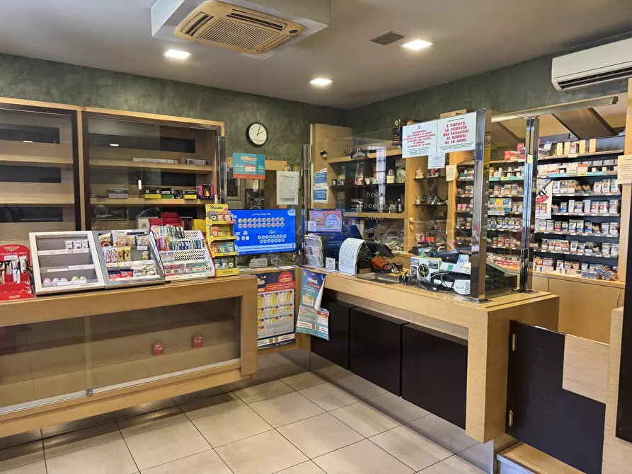 Immagine 1 di Bar / Ristorante in vendita  in VIA TENENTE ADAMI 10 a Arzago D'adda