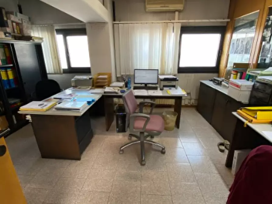 Immagine 3 di Capannone industriale in vendita  in Via G. di Vittorio 18 a Peschiera Borromeo