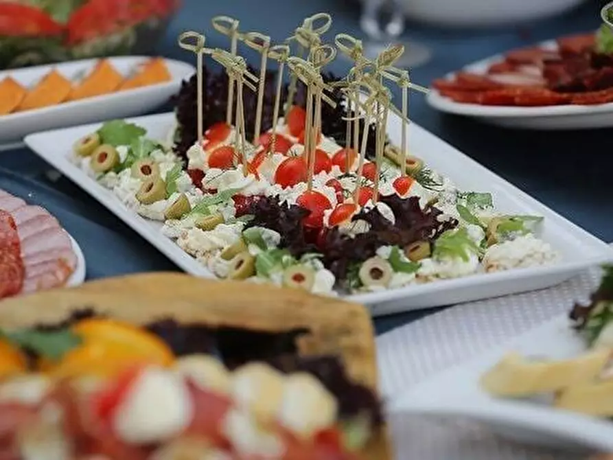 Immagine 3 di Bar / Ristorante in vendita  in Viale Italia 1 a Lodi