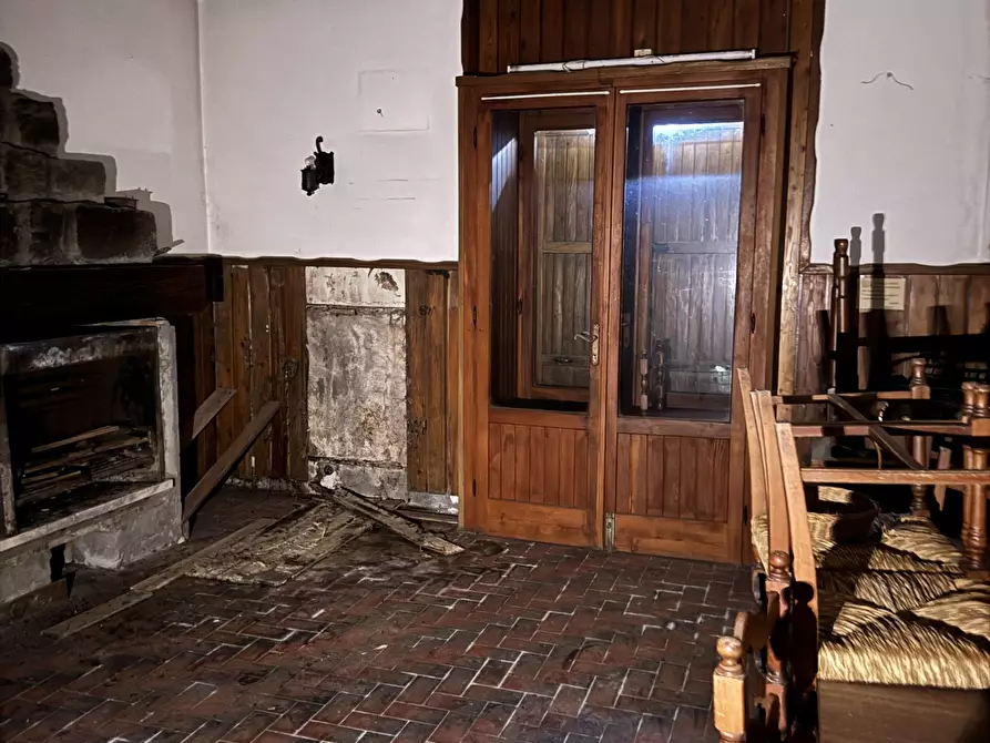 Immagine 12 di Locale commerciale in vendita  in Località Castello 4 a Mezzoldo