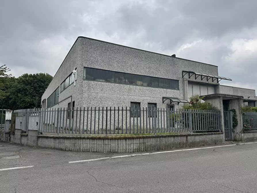 Immagine 4 di Laboratorio in affitto  in Via Lombardia 18 a Cornegliano Laudense