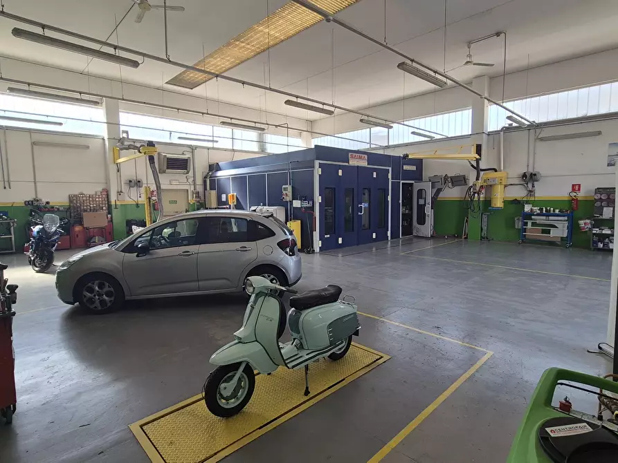 Immagine 11 di Capannone industriale in vendita  in Viale Toscana a Lodi Vecchio