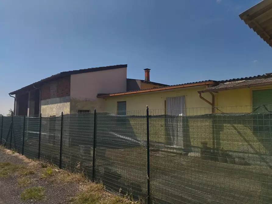 Immagine 4 di Casa indipendente in vendita  in VIA GIOVANNI CADOLINI 48 a Rivarolo Del Re Ed Uniti