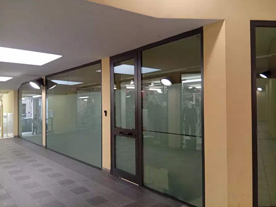 Immagine 1 di Ufficio in vendita  in VIA FAVAGROSSA 14 a Casalmaggiore