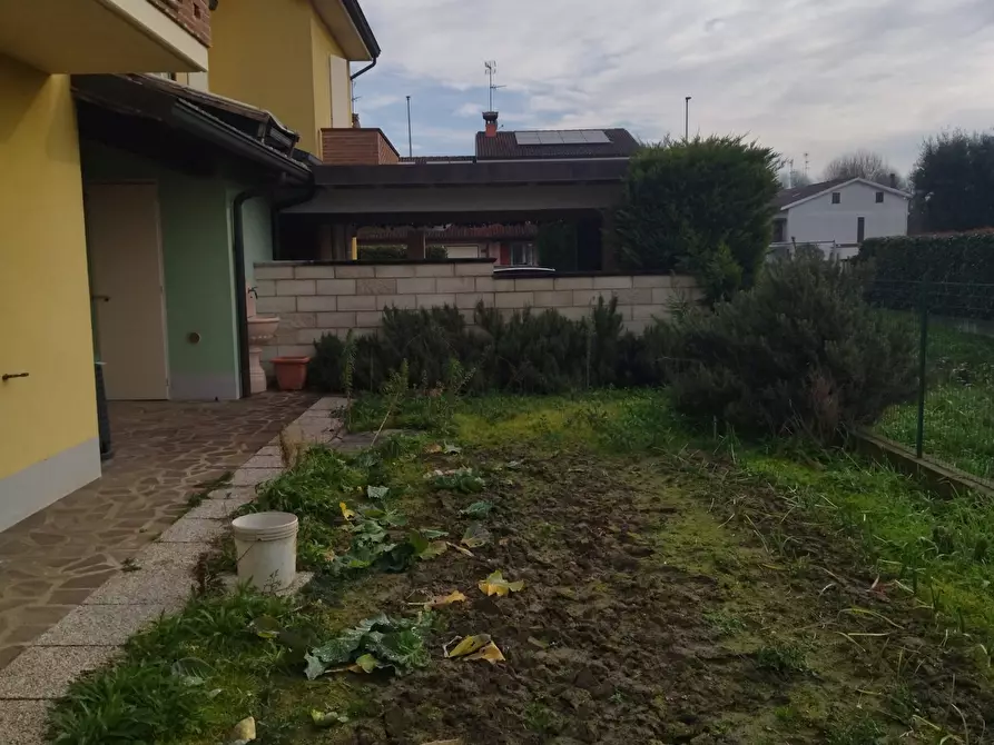 Immagine 20 di Casa bifamiliare in vendita  a Casalmaggiore