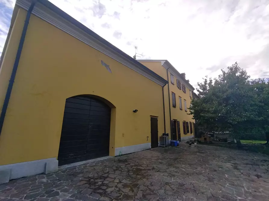 Immagine 8 di Villa in vendita  a Casalmaggiore