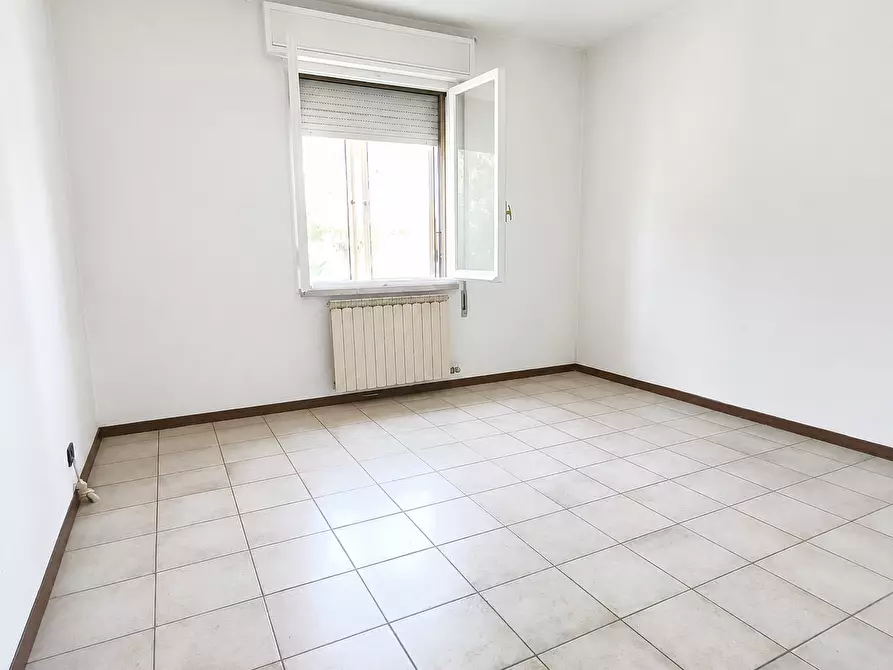 Immagine 1 di Attico in vendita  a Fratta Polesine
