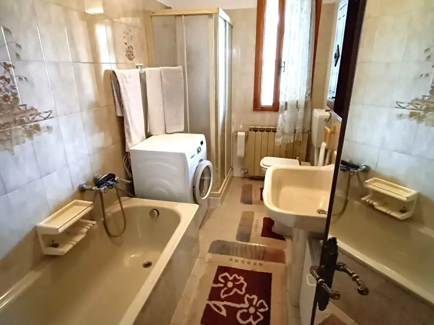 Immagine 8 di Casa indipendente in vendita  a Ceregnano