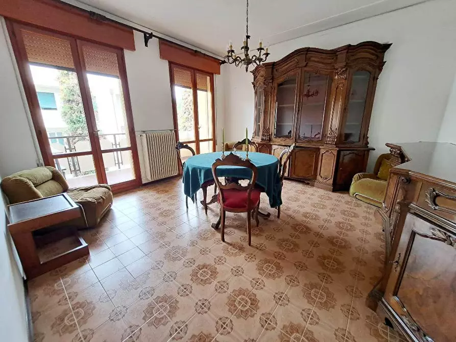Immagine 3 di Appartamento in vendita  in Via Domenico Baroni 26 a Rovigo