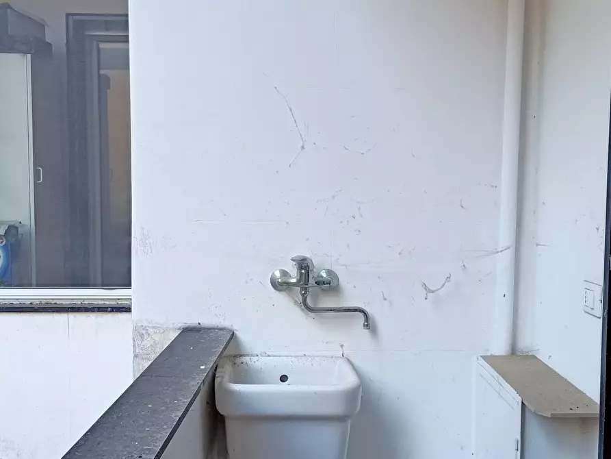 Immagine 12 di Bilocale in vendita  a San Remo