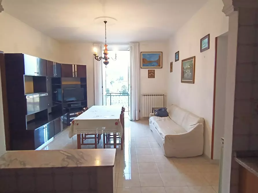 Immagine 5 di Quadrilocale in vendita  a San Remo