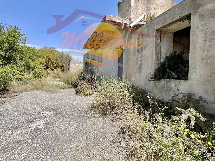 Immagine 2 di Rustico / casale in vendita  in STRADA PER FLORIDIA a Siracusa
