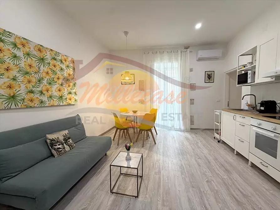 Immagine 6 di Bilocale in vendita  in Via Saverio Landolina a Siracusa