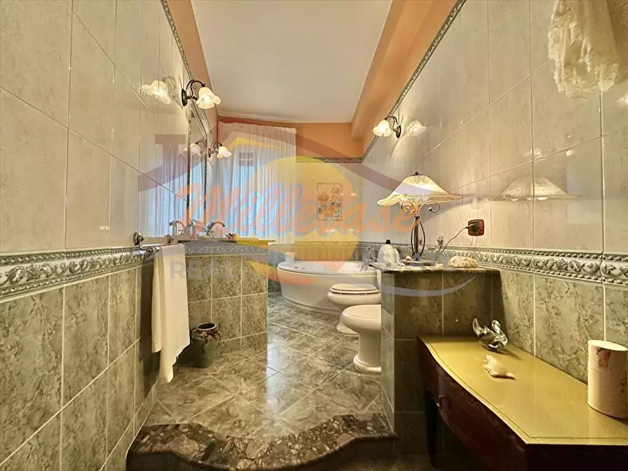 Immagine 8 di Quadrilocale in vendita  in Via Sofio Ferrero a Siracusa