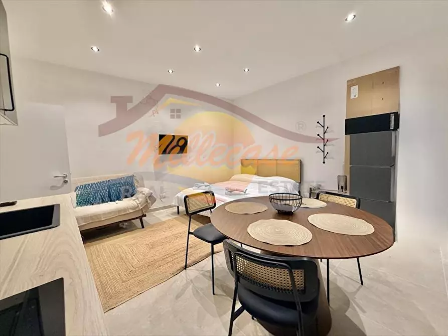 Immagine 10 di Bilocale in vendita  in VIA DELLA GIUDECCA a Siracusa