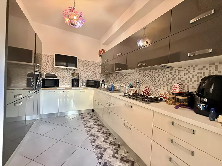 Immagine 20 di Trilocale in vendita  in Viale Tica a Siracusa