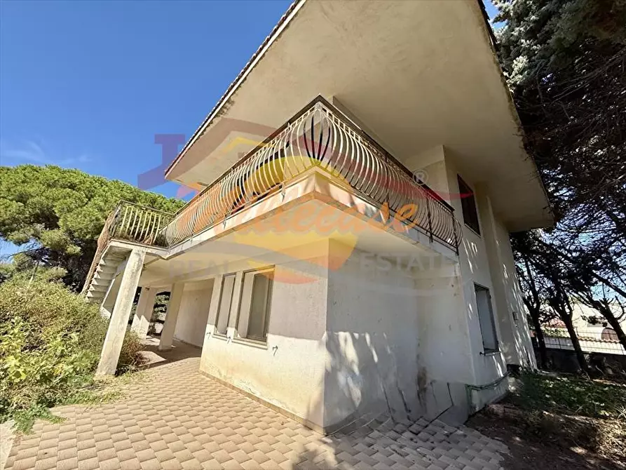 Immagine 18 di Villa in vendita  in VIA MAR DI BERING a Siracusa