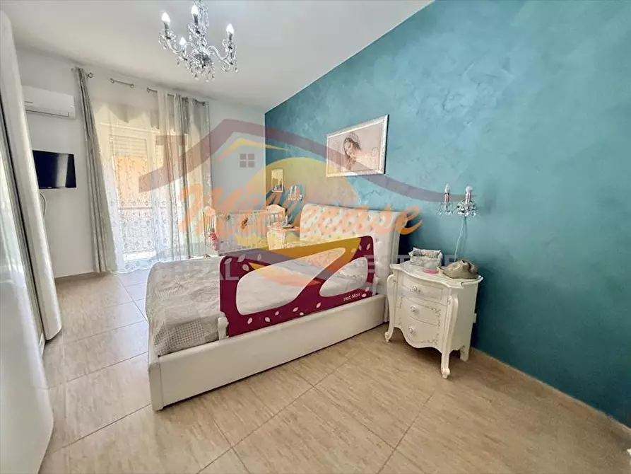 Immagine 3 di Pentalocale in vendita  in Via Grottasanta a Siracusa