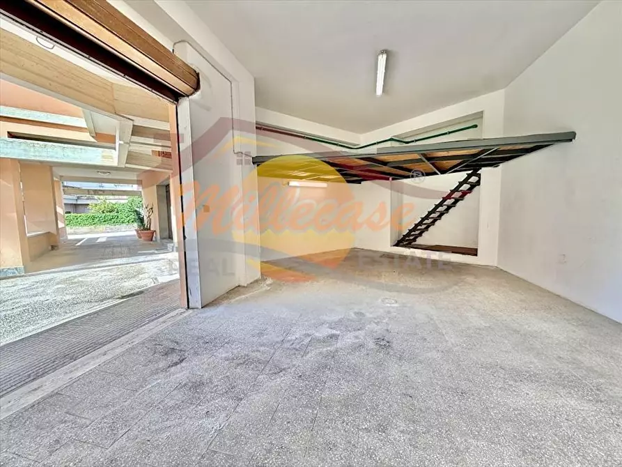 Immagine 9 di Garage in vendita  in Viale Tica a Siracusa