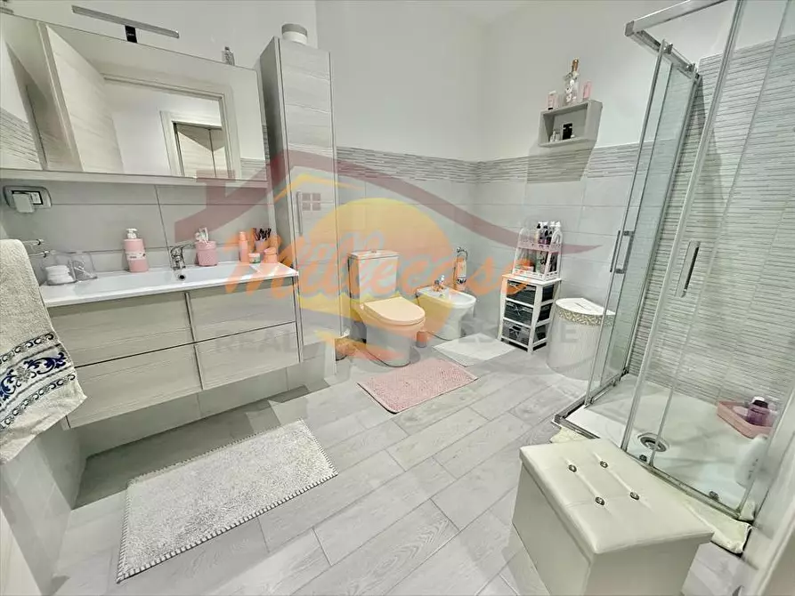 Immagine 8 di Trilocale in vendita  in Via Santi Amato a Siracusa