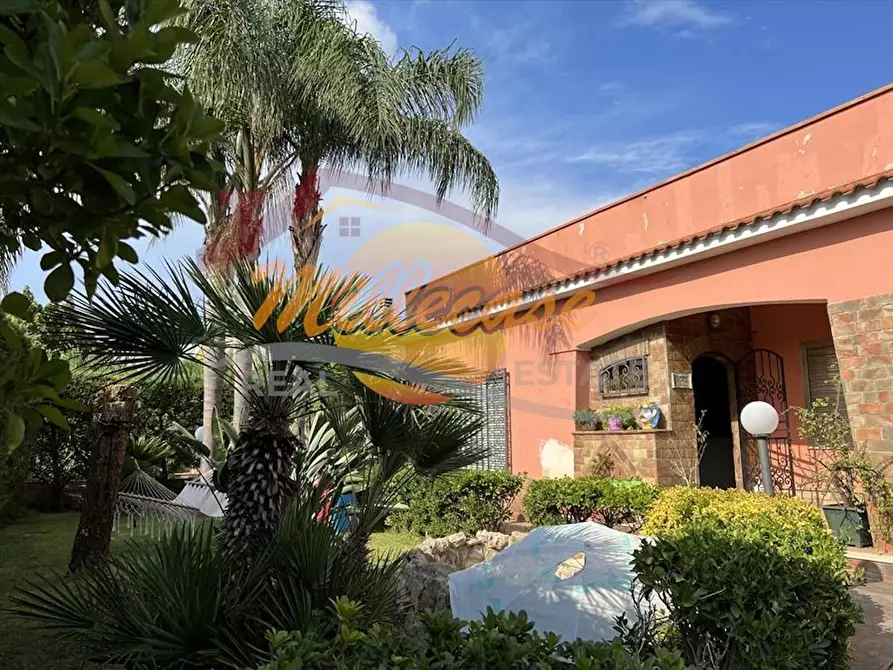 Immagine 19 di Villa in vendita  in Via Luigi Maria Monti a Siracusa