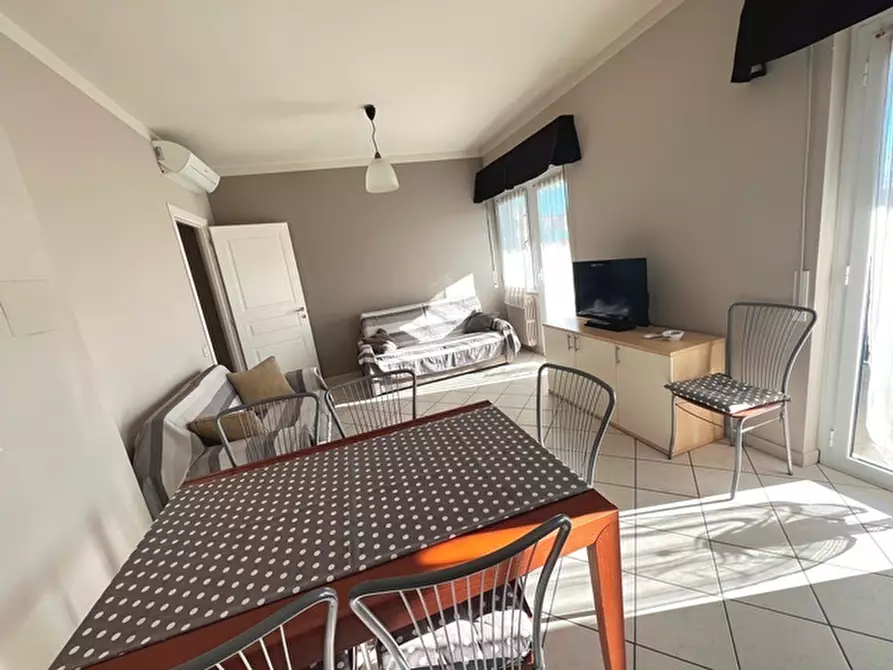 Immagine 40 di Bilocale in vendita  a San Bartolomeo Al Mare