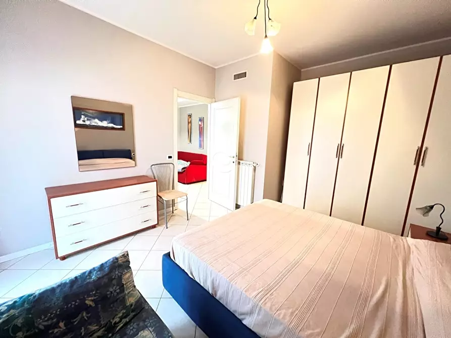 Immagine 41 di Bilocale in affitto  in Via Lungofiume 12 a San Bartolomeo Al Mare