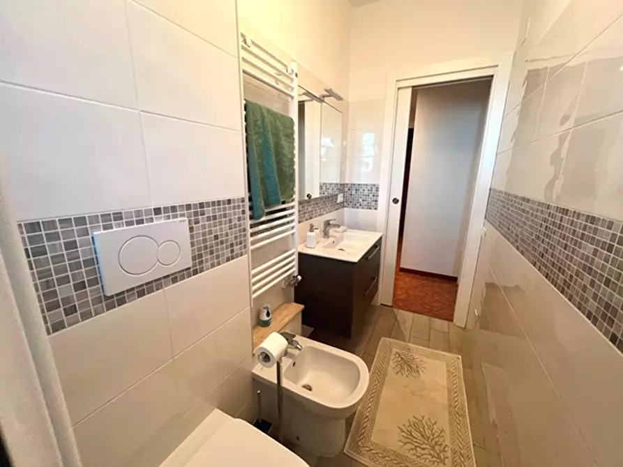 Immagine 53 di Trilocale in affitto  in Via Aurelia 57 a San Bartolomeo Al Mare