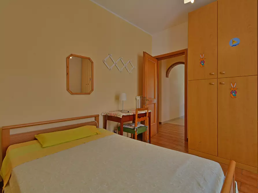 Immagine 15 di Quadrilocale in vendita  in Via Michele Albavera 5 a San Bartolomeo Al Mare