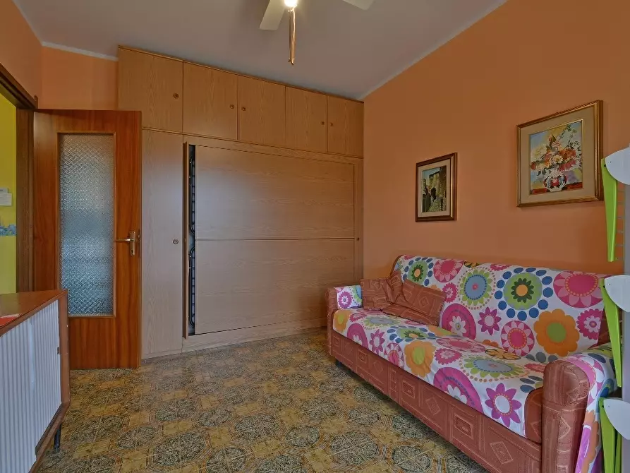 Immagine 73 di Bilocale in vendita  in Via Carlo conti 36 a San Bartolomeo Al Mare