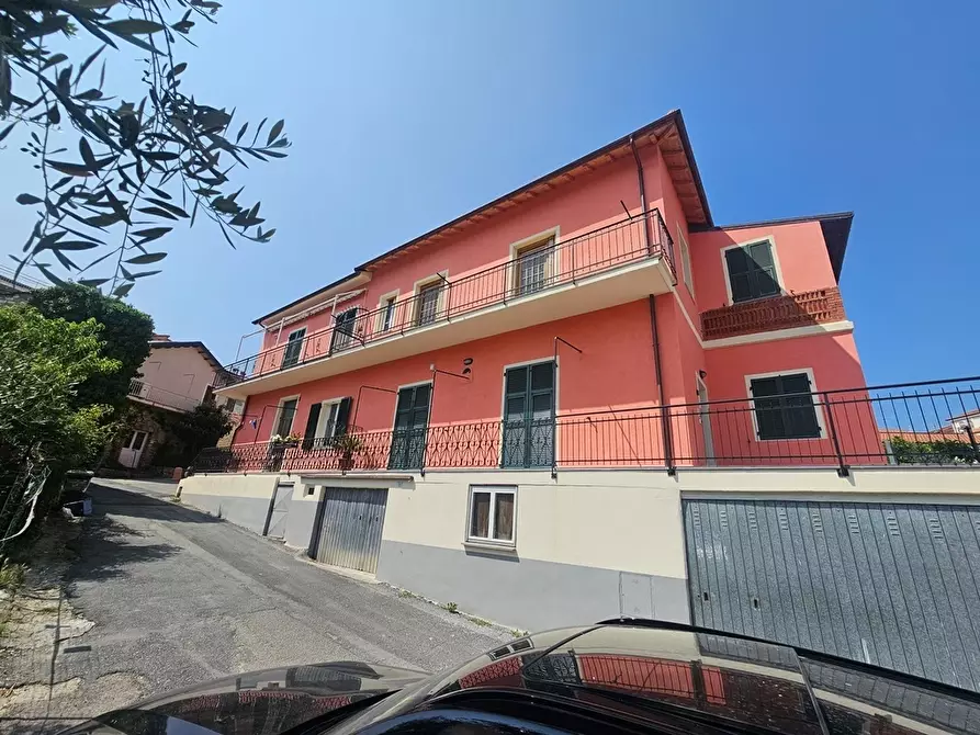 Immagine 36 di Quadrilocale in vendita  in Via Michele Albavera 5 a San Bartolomeo Al Mare