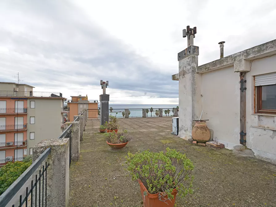 Immagine 20 di Monolocale in vendita  in Via Aurelia 205 a San Bartolomeo Al Mare