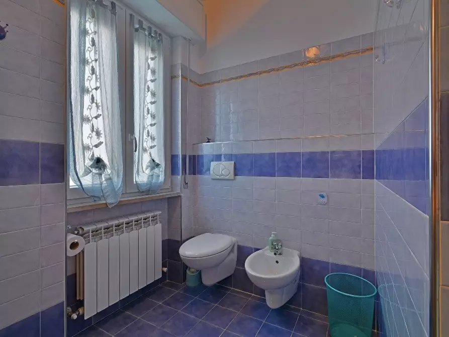 Immagine 32 di Bilocale in vendita  in Largo Parodi 1 a San Bartolomeo Al Mare