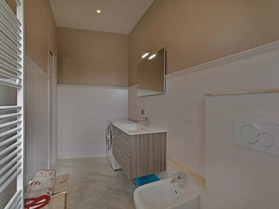 Immagine 36 di Trilocale in vendita  in Via Ville Nuove a Diano Marina