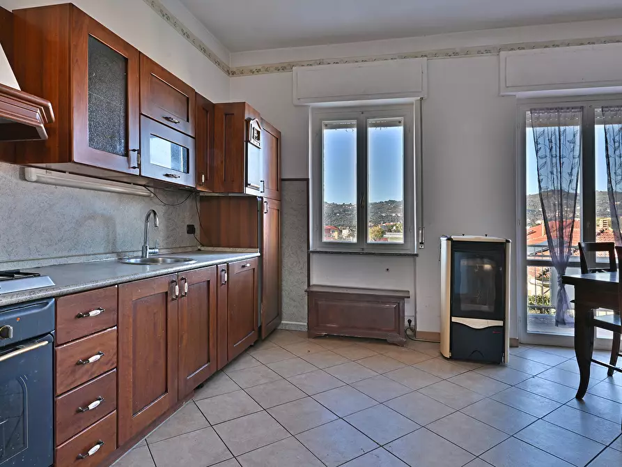 Immagine 1 di Trilocale in vendita  in Via Gombi San Siro 4 a Diano Marina