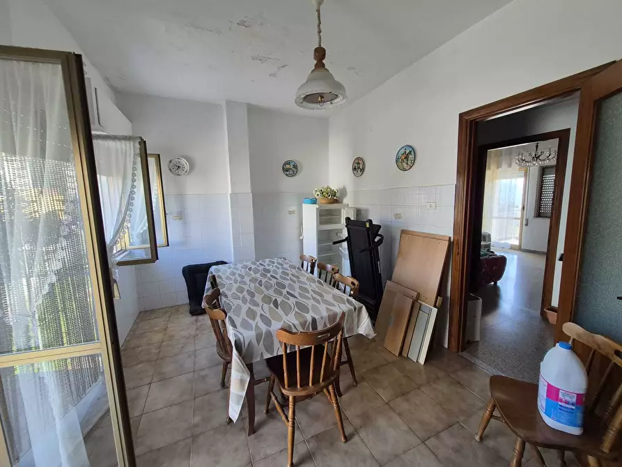 Immagine 3 di Quadrilocale in vendita  in Via Razionale 5 a Lamezia Terme