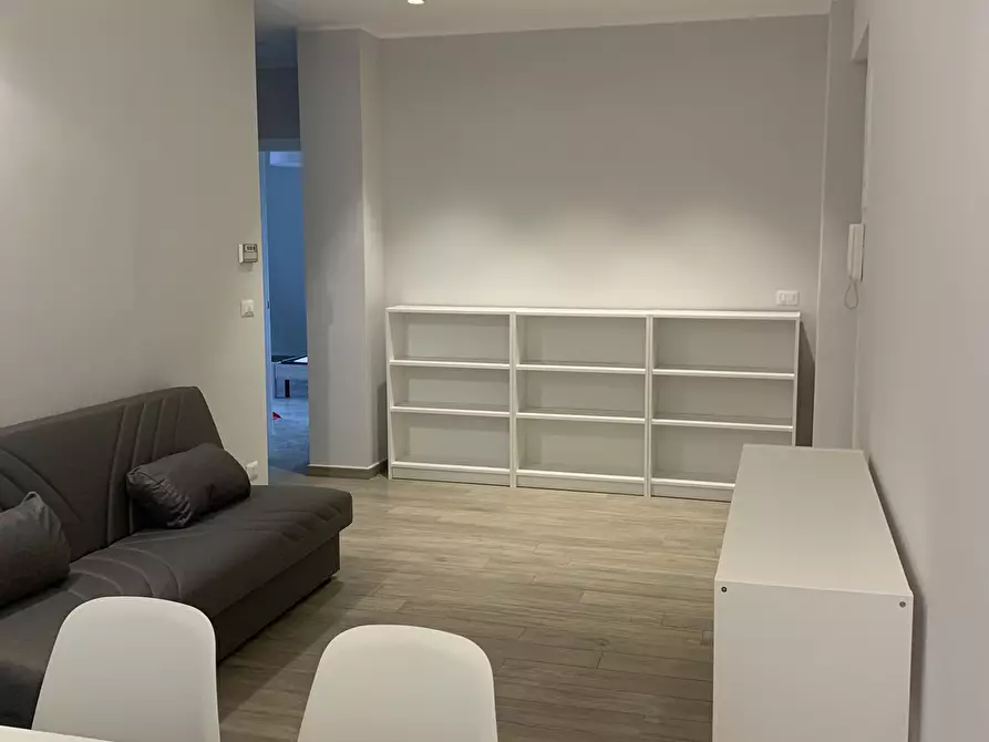 Immagine 2 di Trilocale in affitto  in Corso XI Febbraio 23 a Torino