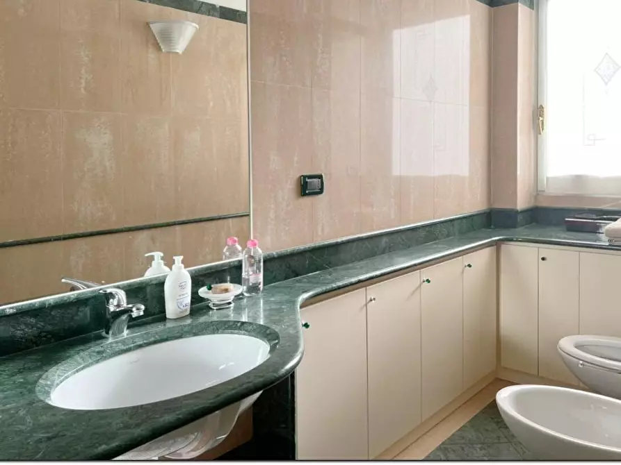 Immagine 20 di Pentalocale in affitto  a Torino