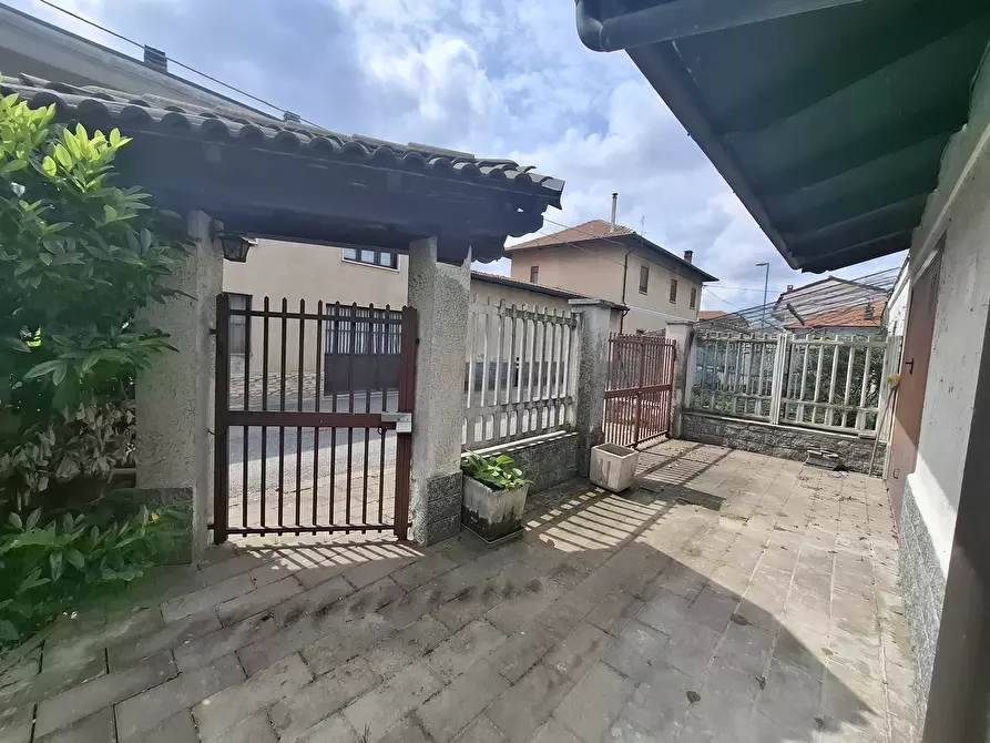 Immagine 6 di Villa in vendita  in Via Pasubio 2 a Volpiano